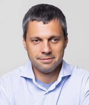 ### Burnaev Evgeny
Skoltech, Director of Skoltech Applied AI center